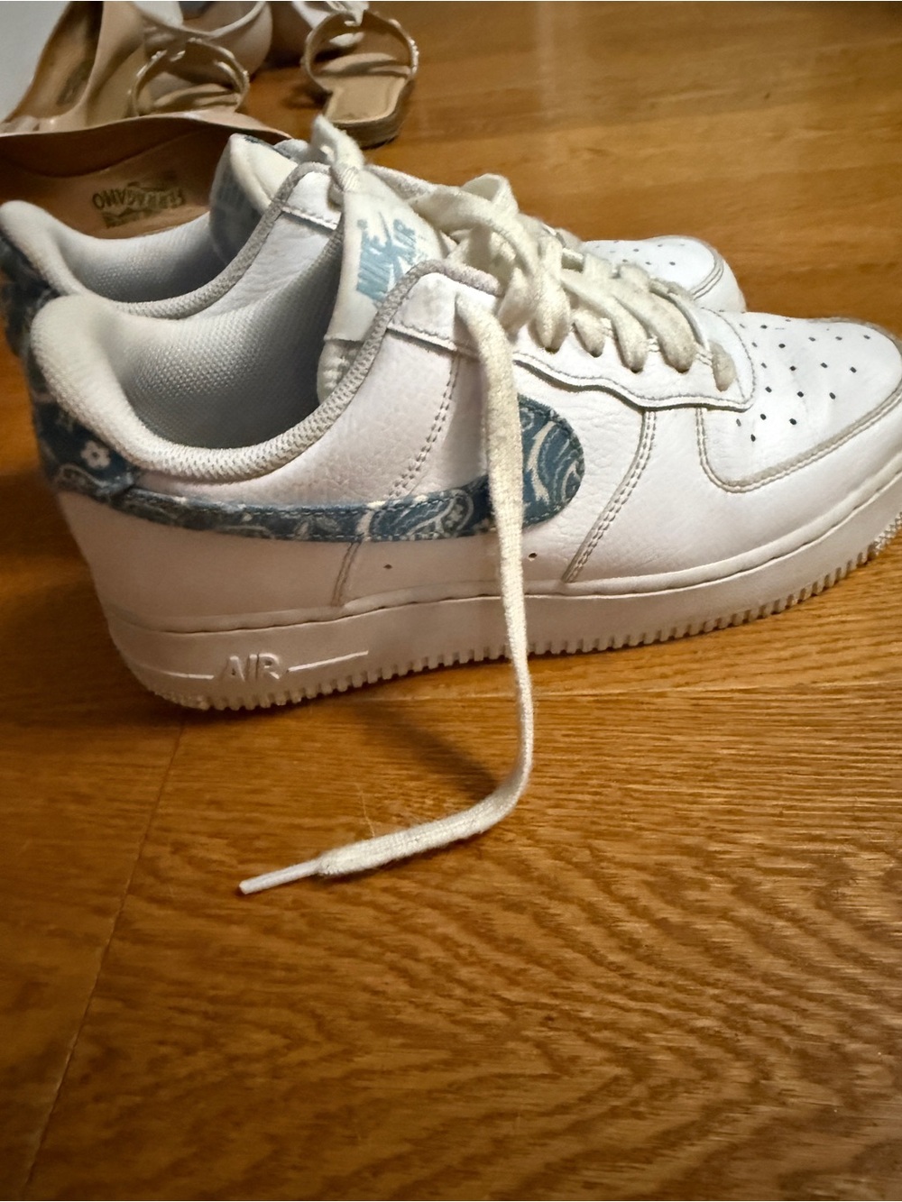 Nike Air Force 1 Low '07 Essential White Worn Blue Paisley Women’s Size 8